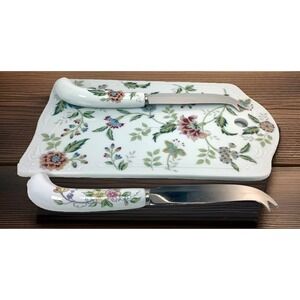 Andrea By Sadek Cheese Board & 2 Knives ‎ Fine Porcelain Floral Carnations